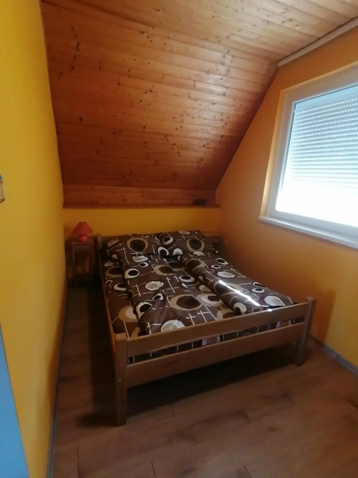 Tetőtéri hálószoba